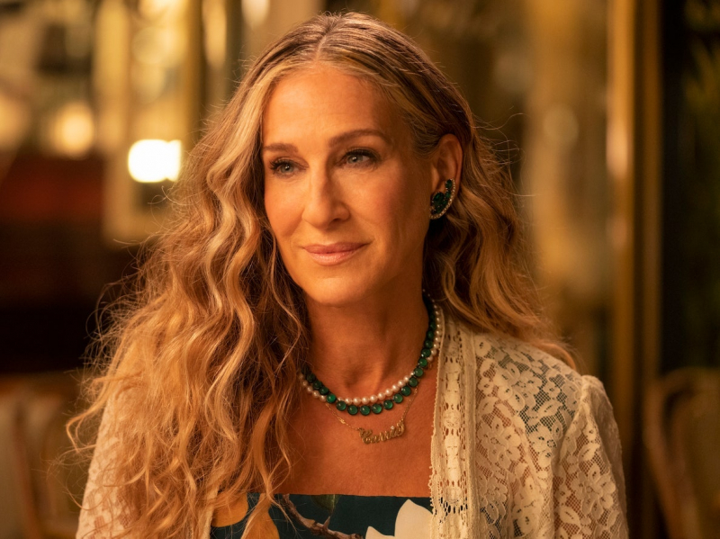 A Look Back At Carrie Bradshaw’s Hair Evolution